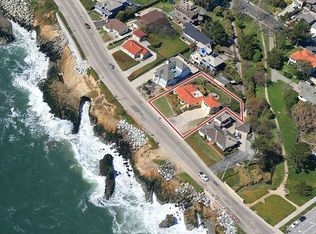1016 W Cliff Dr, Santa Cruz, CA 95060