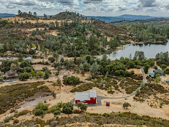 3rd image of 9166 Lakeside Dr