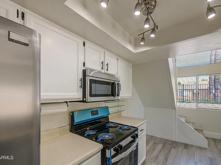 2019 W Lemon Tree Pl — Photo 15