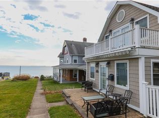 7 Woody Crst, West Haven, CT 06516