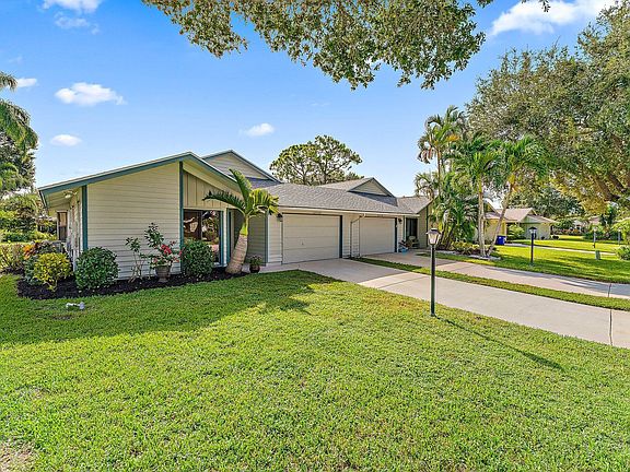 4th image of 12729 SE Cascades Court