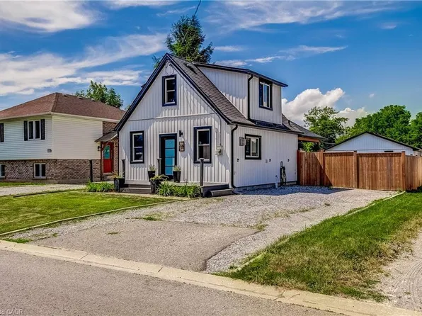 35 Pansy Ave, Norfolk County, ON N0A 1N7