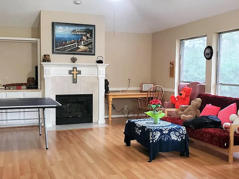 15802 Spruce River Ct — Photo 2