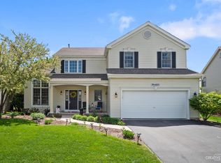 39W605 Sulley Dr, Geneva, IL 60134