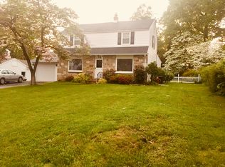 74 Norristown Rd, Warminster, PA 18974