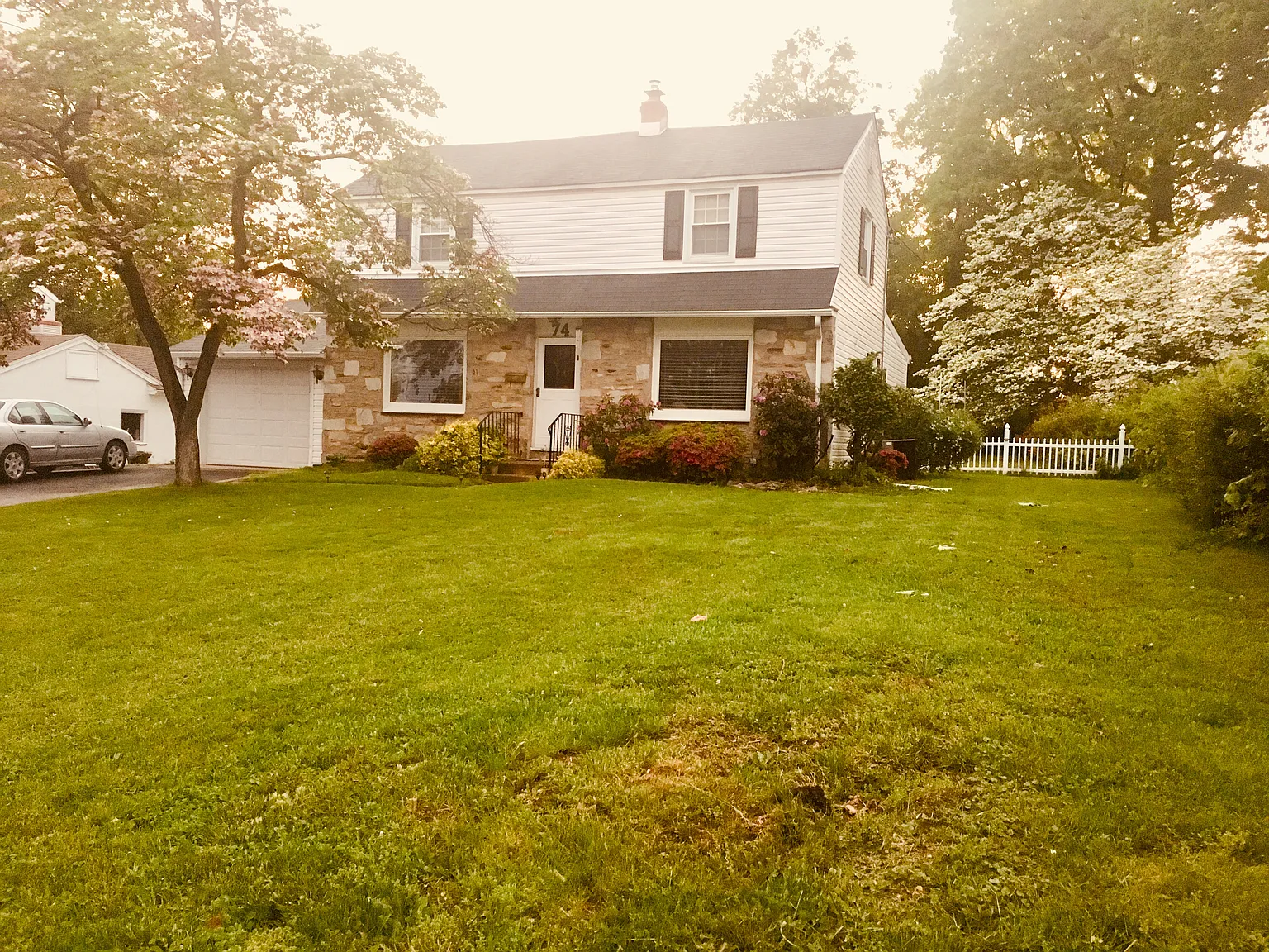 74 Norristown Rd photo 1