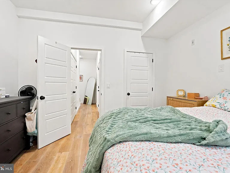 1729 Francis St #1 — Photo 17