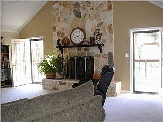 2nd image of 9508 Acorn Ln