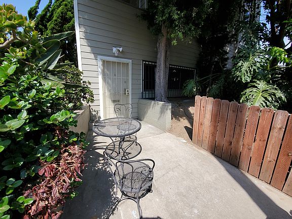 3rd image of 601 Coeur D Alene Ave #B