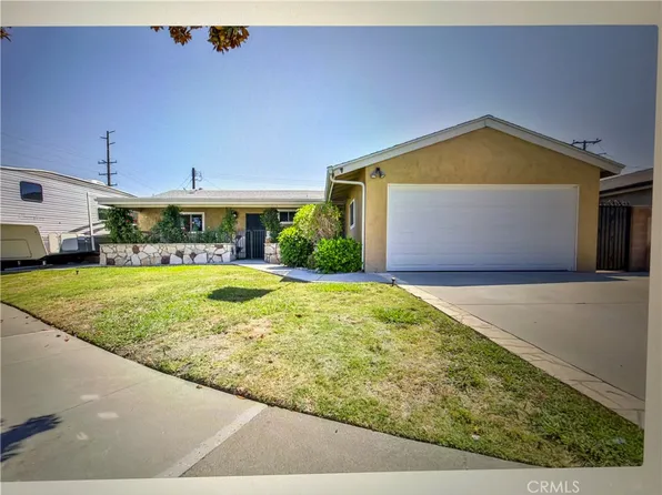10012 Saint Stephen Cir, Cypress, CA 90630