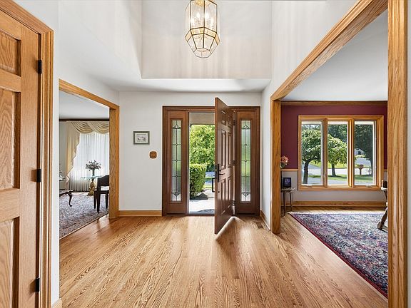 3rd image of 453 81st St