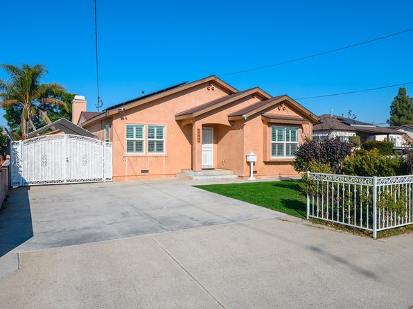 5571 Camp St, Cypress, CA 90630