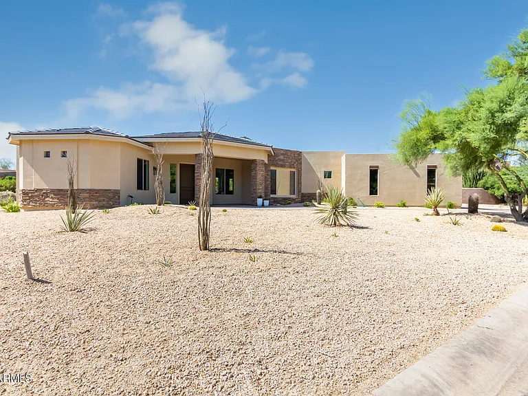 27808 N Desierto Dr — Photo 3