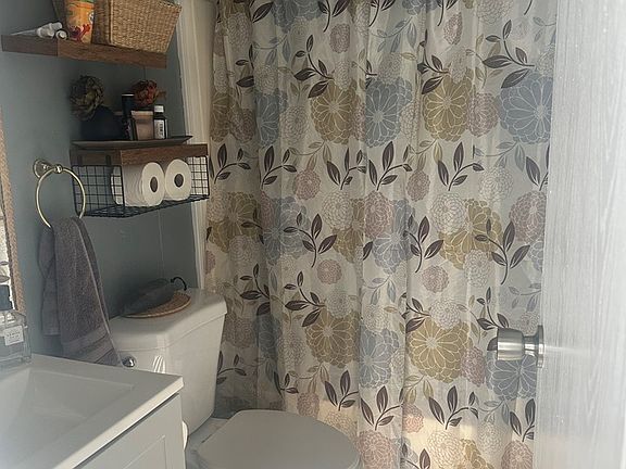 5th image of 117A Jordan McQueen Rd