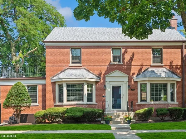 9232 S Leavitt St, Chicago, IL 60643