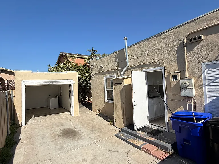 4614 Orange Ave — Photo 15