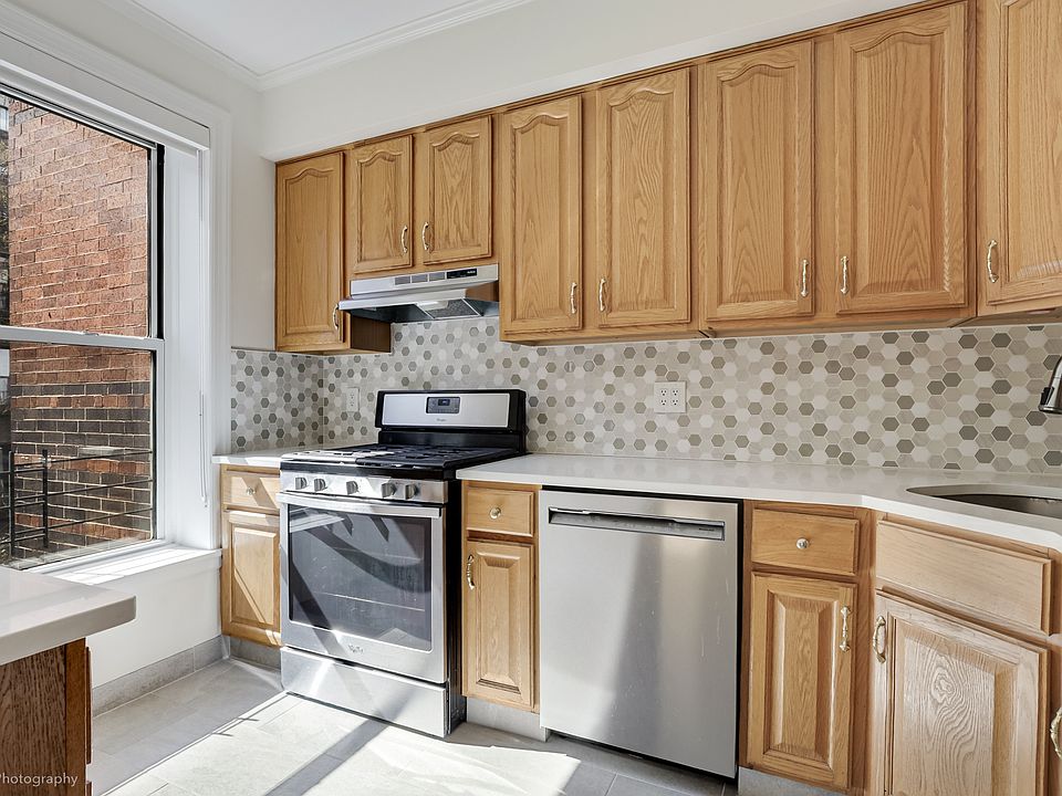 1st image of 220 E 30th St #23