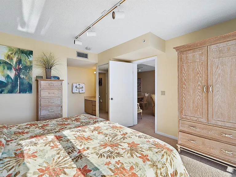 2601 Marina Isle Way #402 — Photo 33