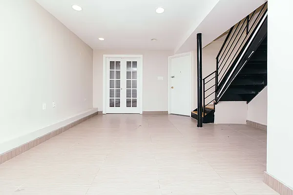 Rented by Nooklyn NYC LLC | media 61