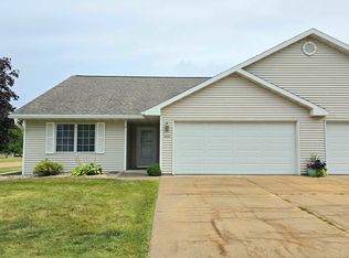 2690 Wisconsin St, Oshkosh, WI 54901