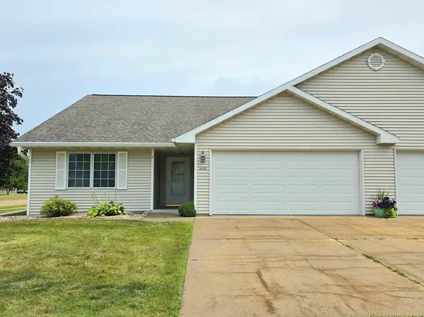 2690 Wisconsin St, Oshkosh, WI 54901