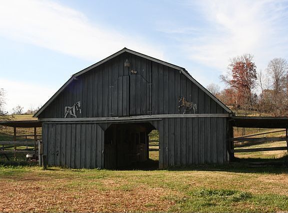 2nd image of 1884 Highway 81 S