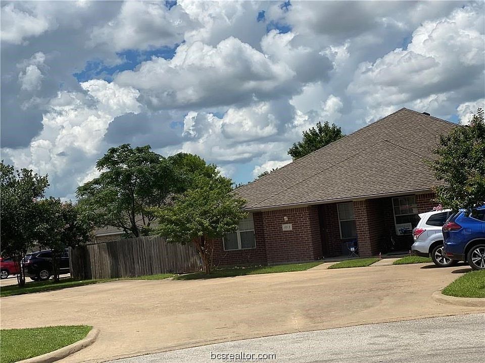 1st image of 1015 Sun Meadow Ct
