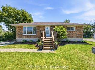 94 Johnstown Rd, Quinte West, ON K8V 5P8