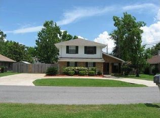 220 Albania Dr, Luling, LA 70070