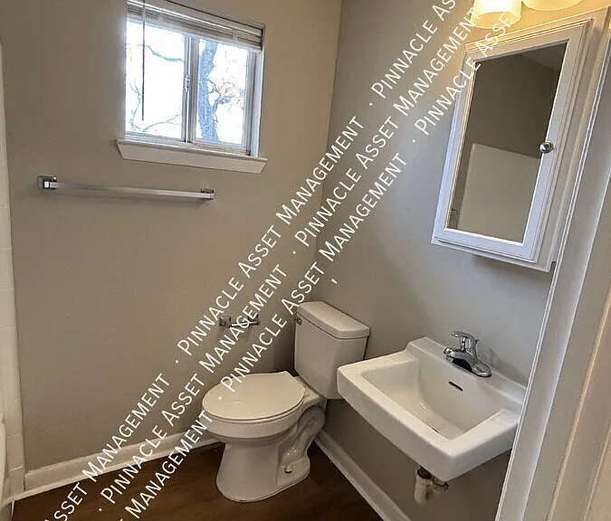 208 Valley View Ave #2 — Photo 10