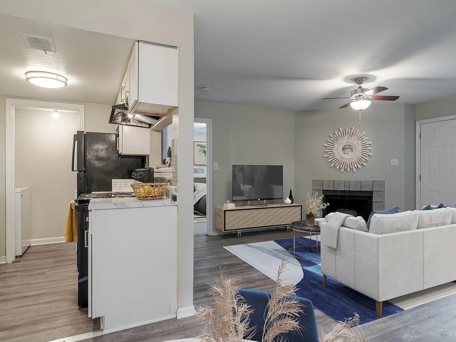 Grove at Stonebrook Apartments and Townhomes — Photo 4