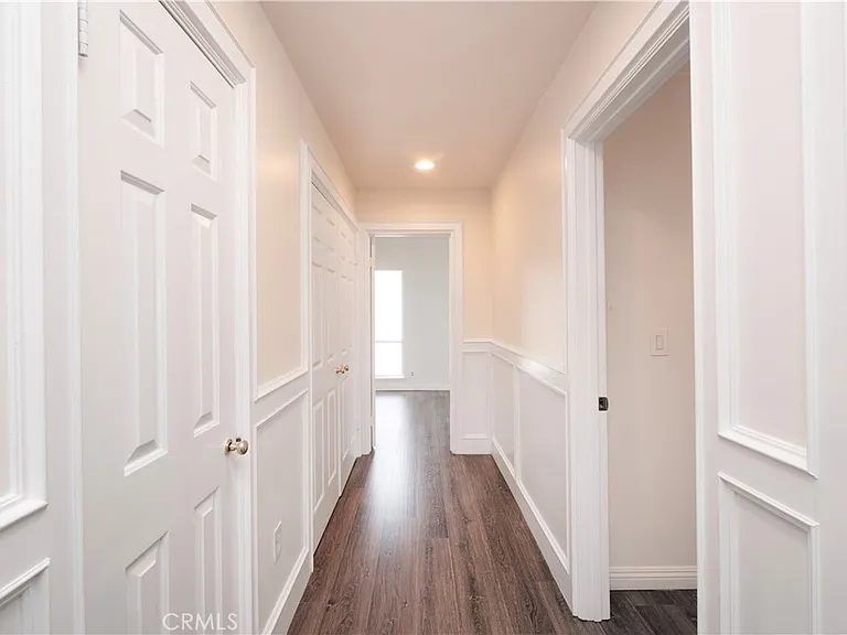 328 W 7th St — Photo 26