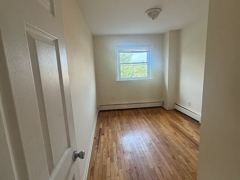 563 Soundview Ave #2A — Photo 7