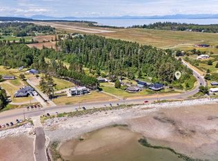 348 Lazo Rd, Comox Valley, BC V9M 3T9