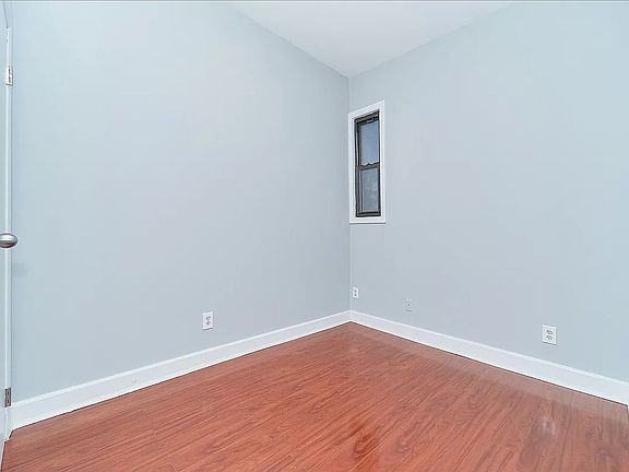 4th image of 196 7th Ave #6