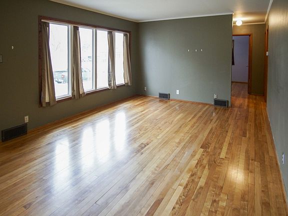 5th image of 2307 Jennings St