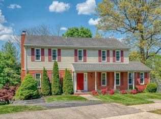 8 Barts Ct, Lutherville Timonium, MD 21093