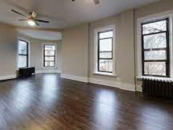 3rd image of 1624 W Grand Ave #3