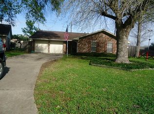 5009 Camden Ln, Pearland, TX 77584