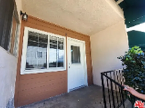 3055 Foothill Blvd, La Crescenta, CA