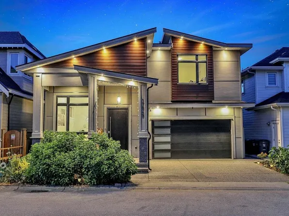 17849 Barnston Dr E, Surrey, BC V4N 6T4