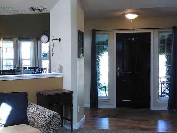 2nd image of 1101 E Beacon Ave