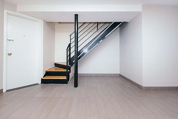 Rented by Nooklyn NYC LLC | media 58