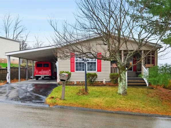 811 Wild Violet Dr, Pittsburgh, PA 15239