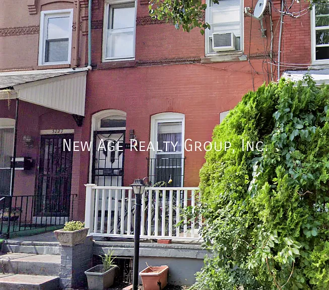 3225 Mount Vernon St #1 — Photo 1
