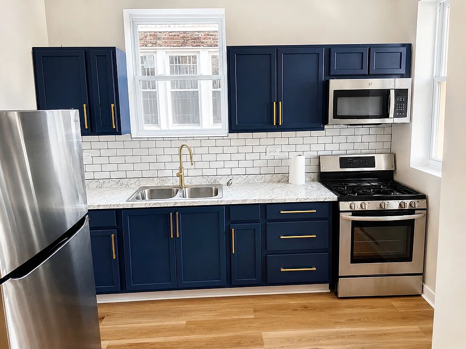 1st image of 6837 S East End Ave #2N