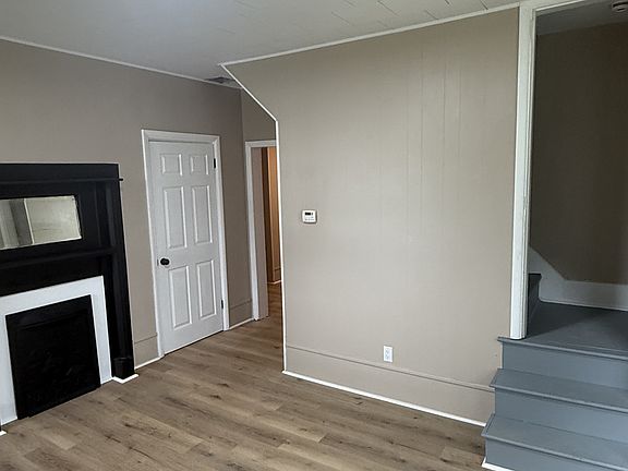 5th image of 211 Gallagher Ave #211