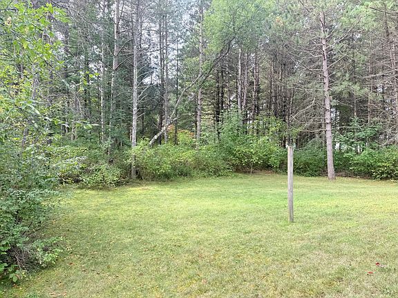 3rd image of 1226 E Somo Ave