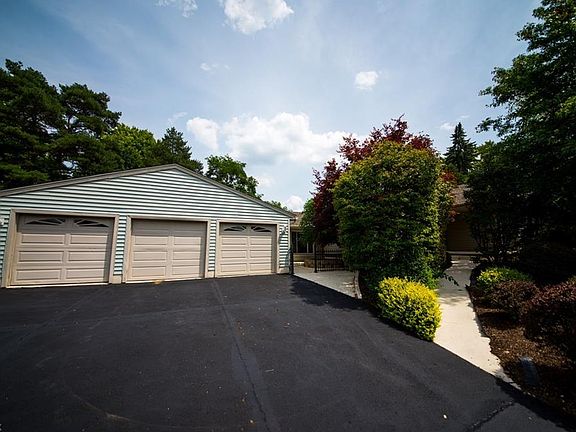 2nd image of 7225 Spanghurst Dr