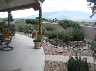 176 Camino Rayo Del Sol, Corrales, NM 87048